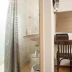Hostel Budget Hostel Bargain Toko