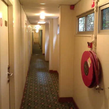 Budget Hostel Bargain Toko * Amesterdão