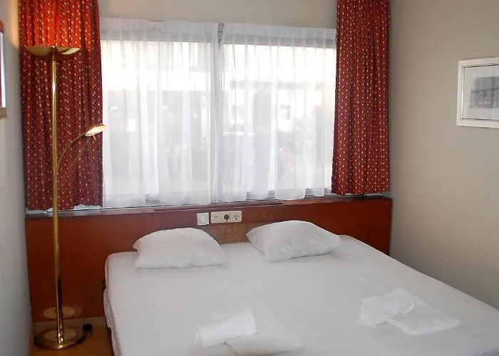 Budget Hostel Bargain Toko * Amsterdam