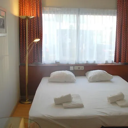 Budget Hostel Bargain Toko Hostel *